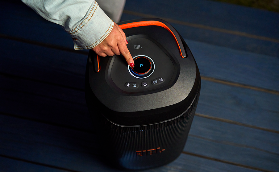 JBL PartyBox 130 | 比類のないJBLサウンド、ダイナミックなライト