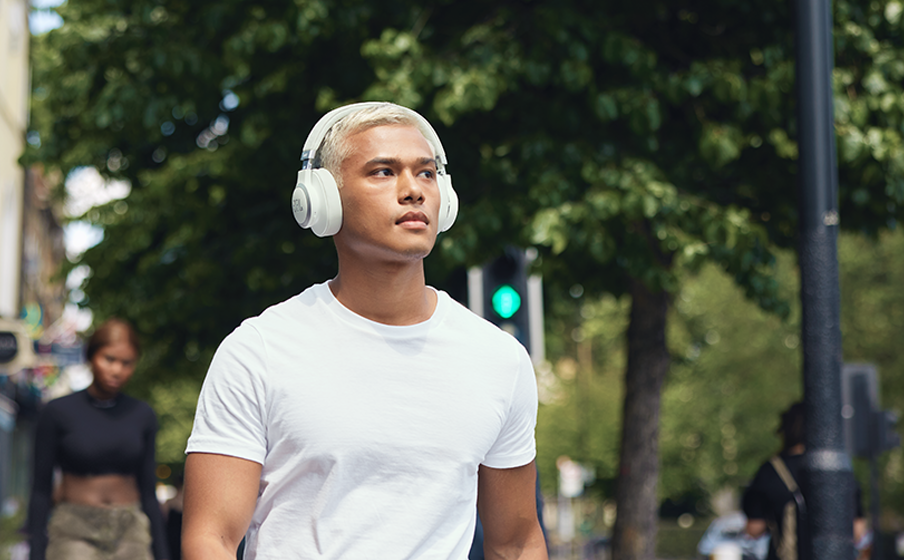 JBL LIVE 770NC ワイヤレスヘッドホン ホワイト JBL Live 770NC | ワイヤレスハイブリットノイズキャンセリング