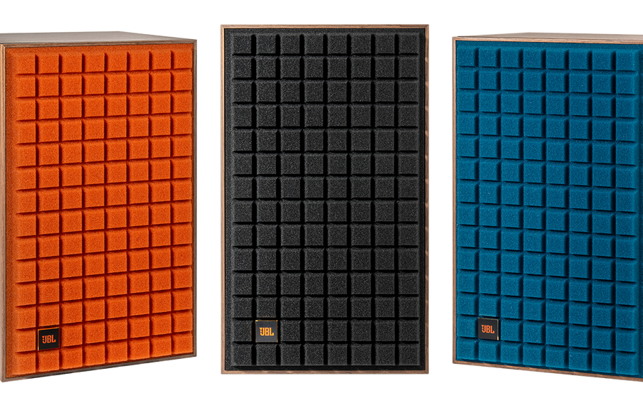 L82 Classic MkII 好評の L-Classic シリーズ共通のウォールナット天然木突板仕上げと3色のQuadrexフォームグリル - Image