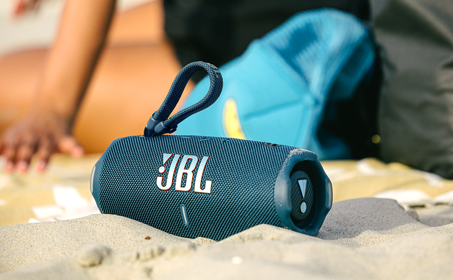 JBL Charge 6 | 防水対応ポータブルBluetoothスピーカー
