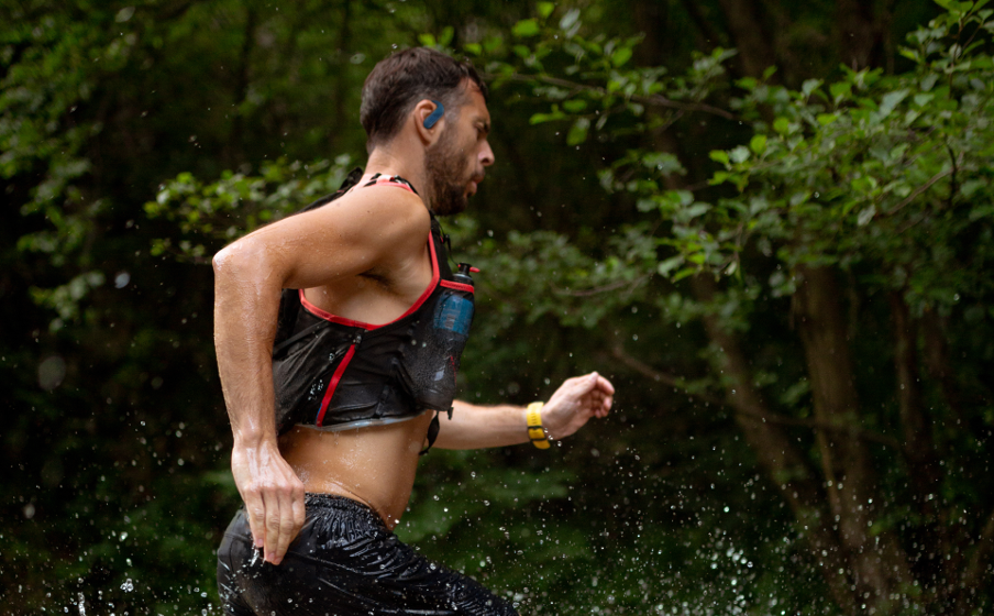 JBL Endurance Peak II 人間工学に基づいたフィット感とデバイス操作が不要なタッチコントロール機能 - Image