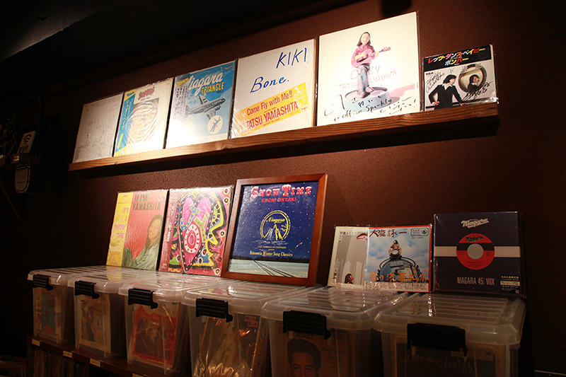 JBLが聴ける店・大阪・豊中・BAR FUN2 03