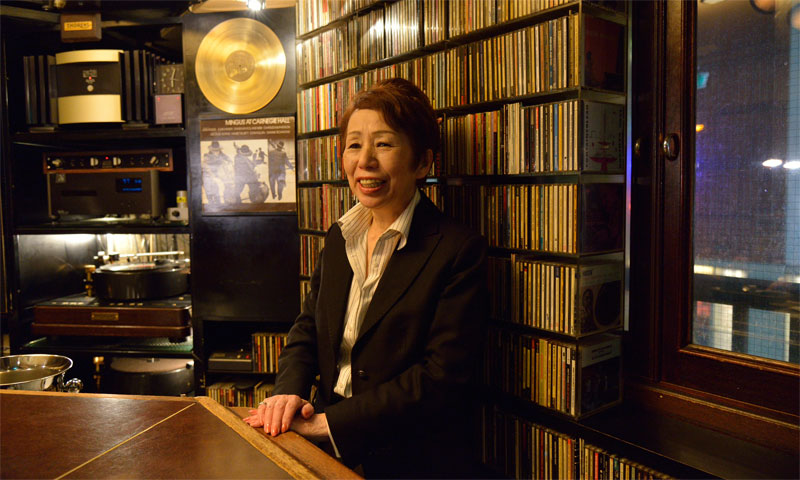 JBLが聴ける店・img02