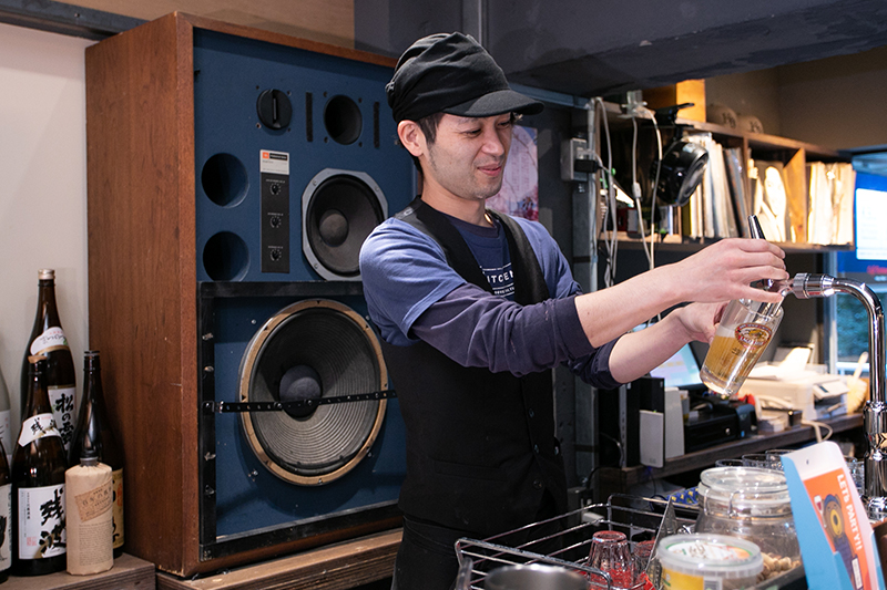 JBLが聴ける店・KBJ KITCHEN08