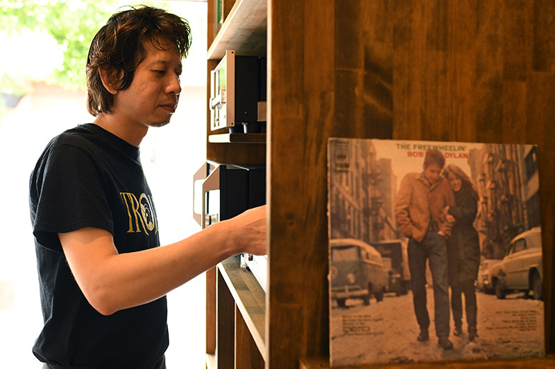 JBLが聴ける店・STEREO COFFEE08