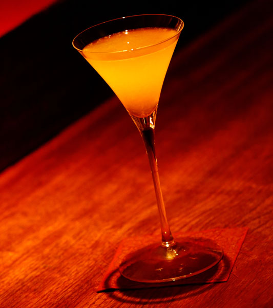 JBLが聴ける店・大阪・北新地・Meursault 2nd Club 09