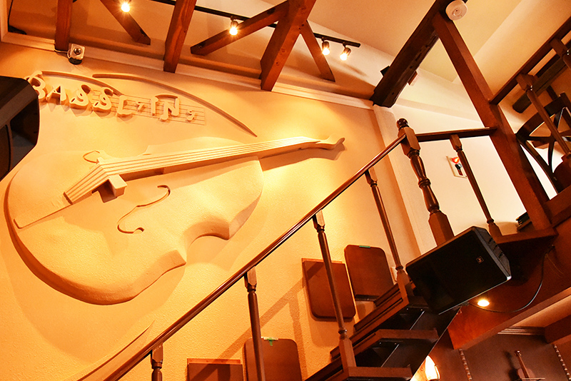 JBLが聴ける店・名古屋・中村区 Jazz & Cafe BASSLINE 04