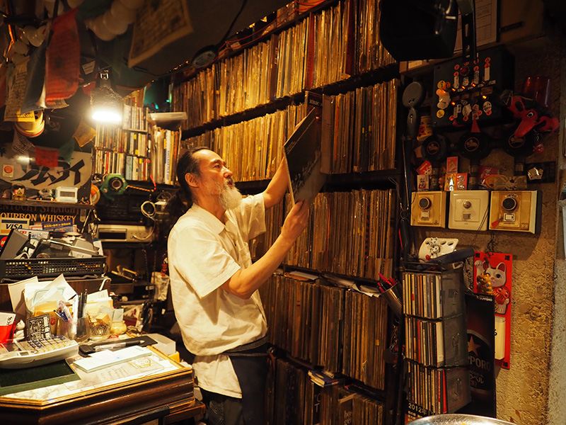JBLが聴ける店・新宿・JazzBarサムライ 06