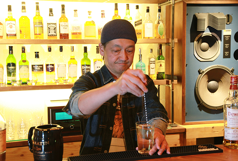 JBLが聴ける店・大阪・豊中・BAR FUN2 07