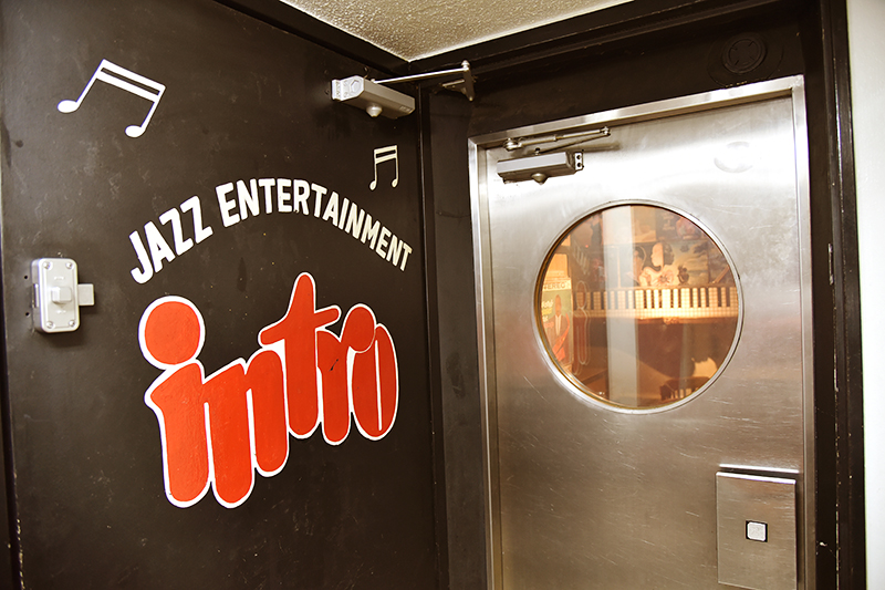 JBLが聴ける店・高田馬場・JAZZ SPOT intro 01