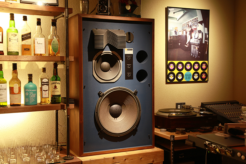 JBLが聴ける店・大阪・豊中・BAR FUN2 05