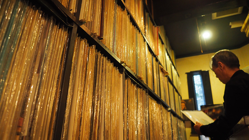 JBLが聴ける店・京都・東山・Jazz HANAYA 01