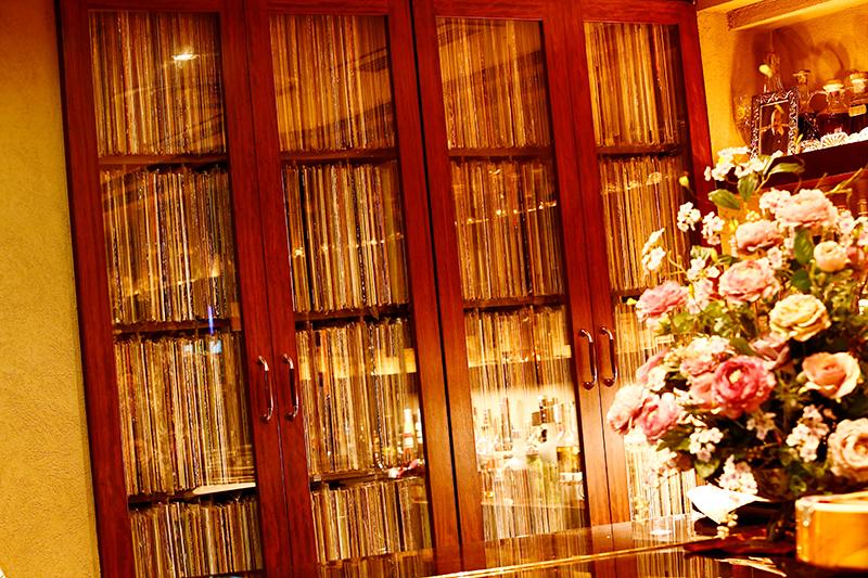 JBLが聴ける店・大阪・北新地・Meursault 2nd Club 07
