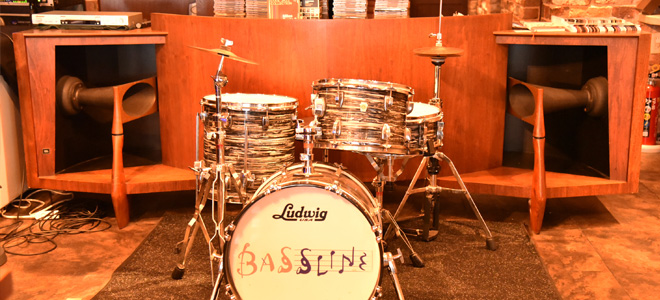 Jazz & Cafe BASSLINE