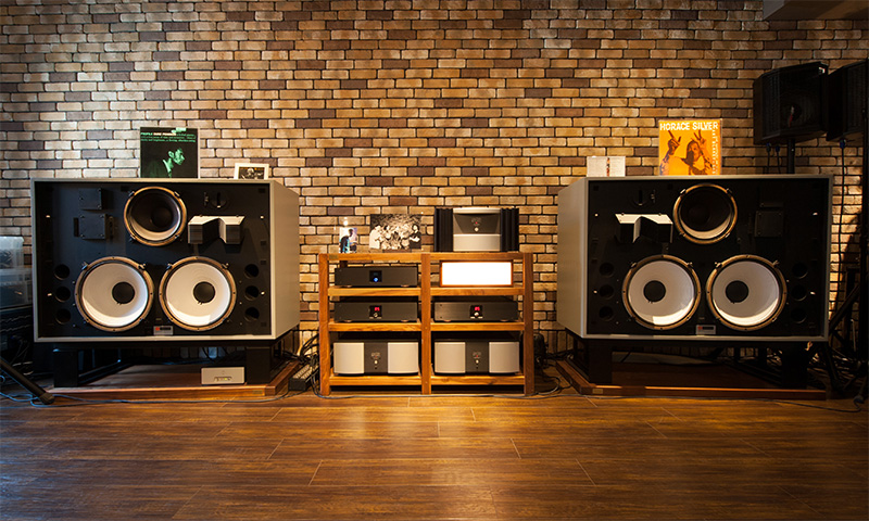 JBLが聴ける店・水戸・JAZZ ROOM CORTEZ04