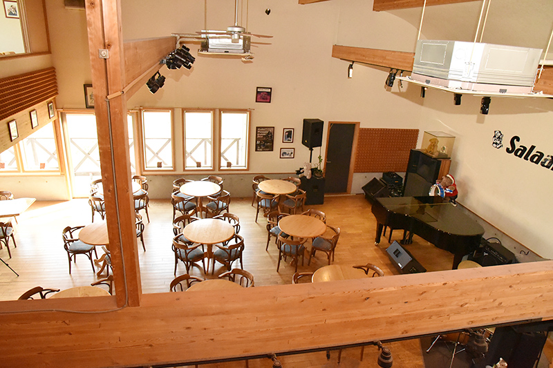 JBLが聴ける店・三重・四日市 JAZZ＆Cafe Bar Salaam 03