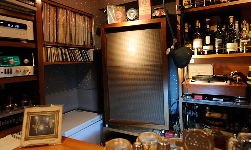 JBLが聴ける店・img04