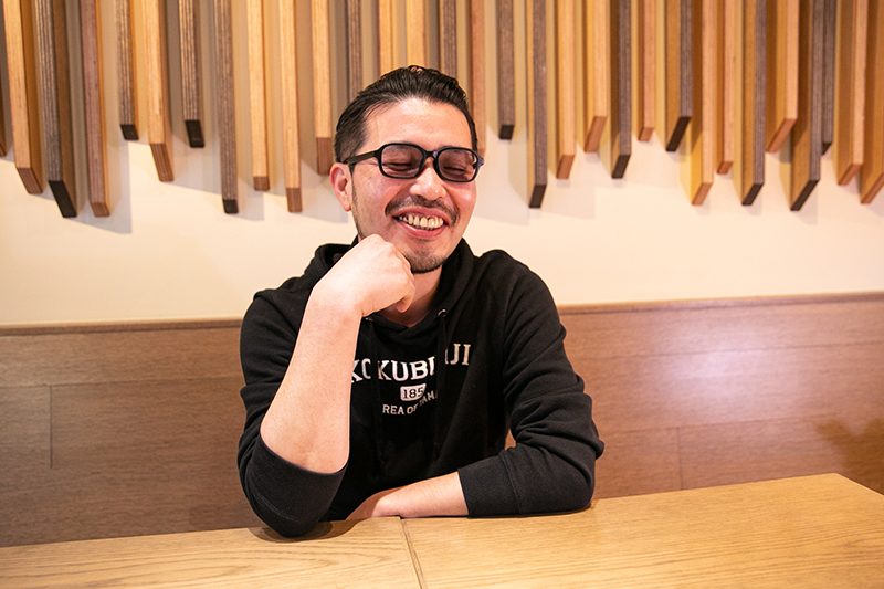 JBLが聴ける店・KBJ KITCHEN04