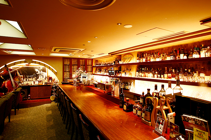 JBLが聴ける店・大阪・北新地・Meursault 2nd Club 01