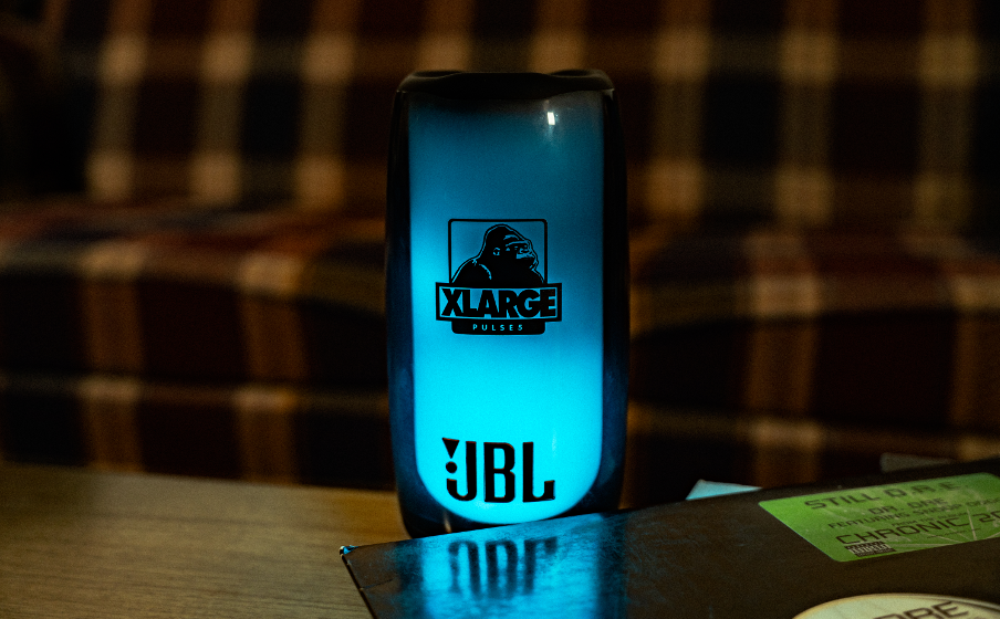 JBL PULSE 5 XLARGE Special Edition | JBL x XLARGE Wネーム PULSE 5